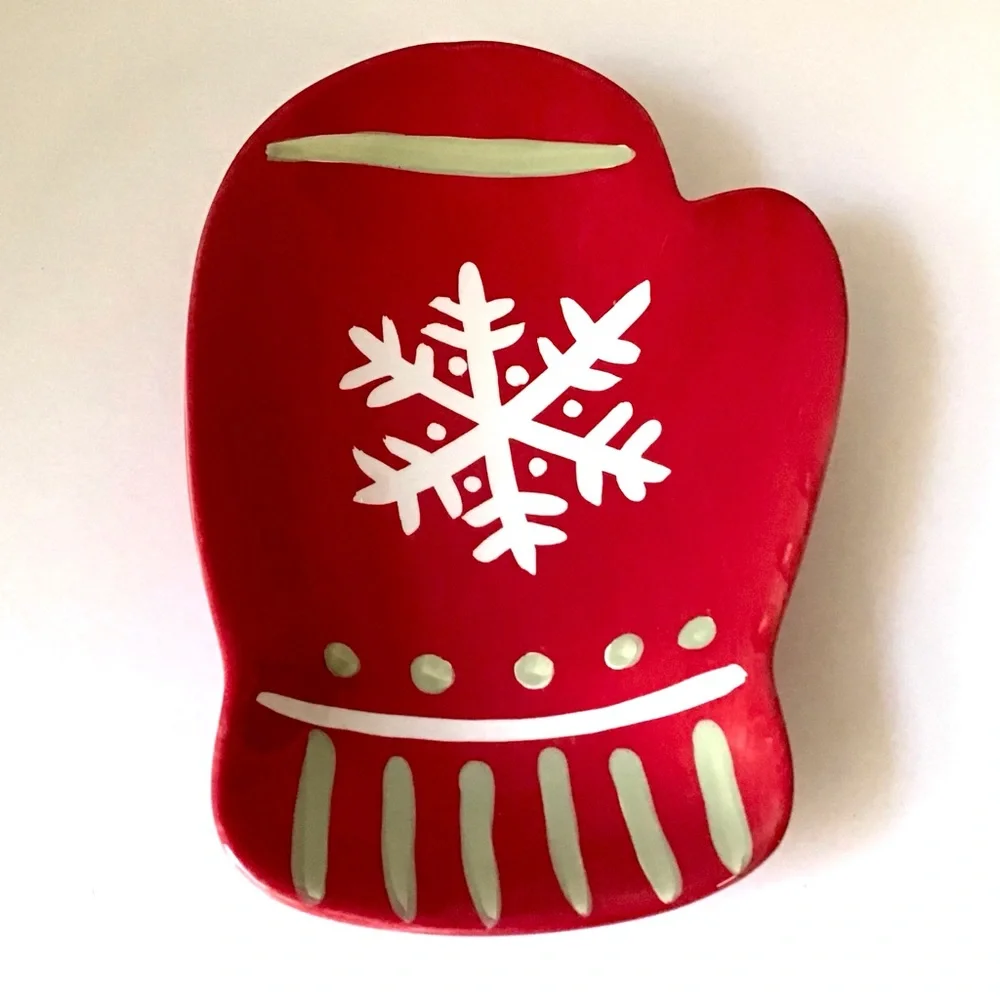 Hallmark Snowflake Mitten Serving Dishes Christmas Holiday Winter Decor Set of 2
